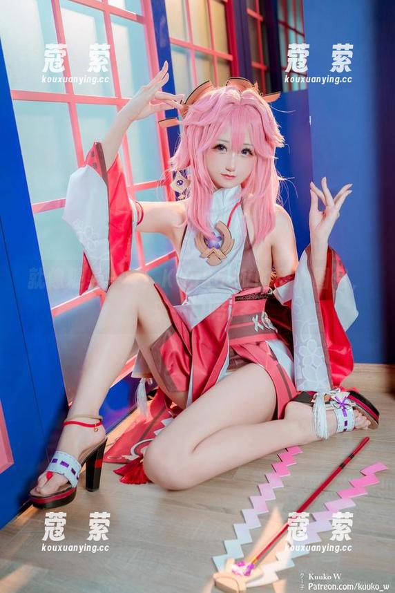 Kuuko W 就像糖果一样!Kuuko W的甜心图包,来一口吗?